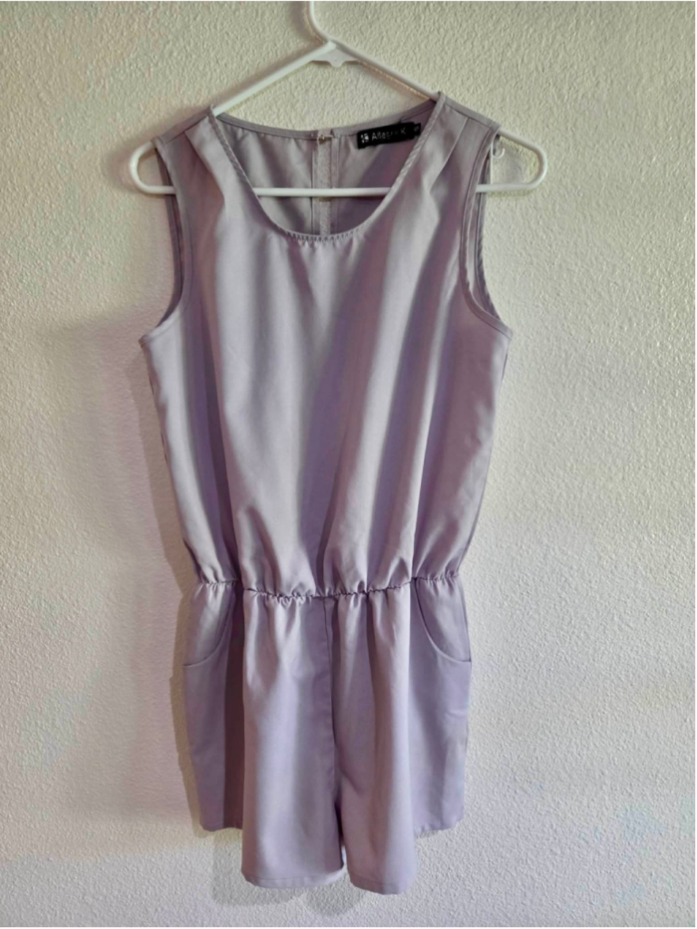 Allegra K Sleeveless Back Overlap Keyhole Romper with Pockets Muted Gray Lilac S
